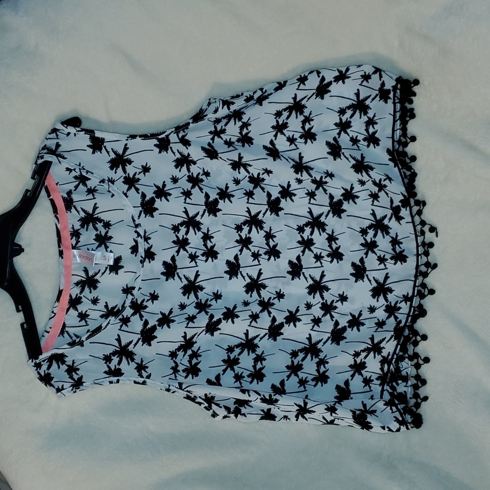 Xhilaration Tank Top size small Polyester Black & White